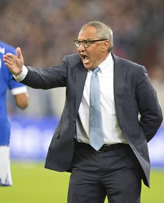 Gelsenkirchen, 06.10.2012, Veltins Arena, Fußball Trainer Felix Magath (Wolfsburg) wütend FC Schalke 04 - VfL Wolfsburg