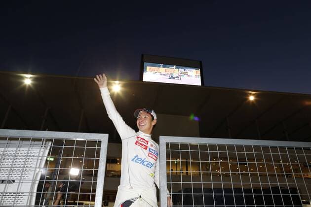 Motorsports: FIA Formula One World Championship 2012, Grand Prix of Japan, 14 Kamui Kobayashi (JPN, Sauber F1 Team), xHOCHxZWEIx