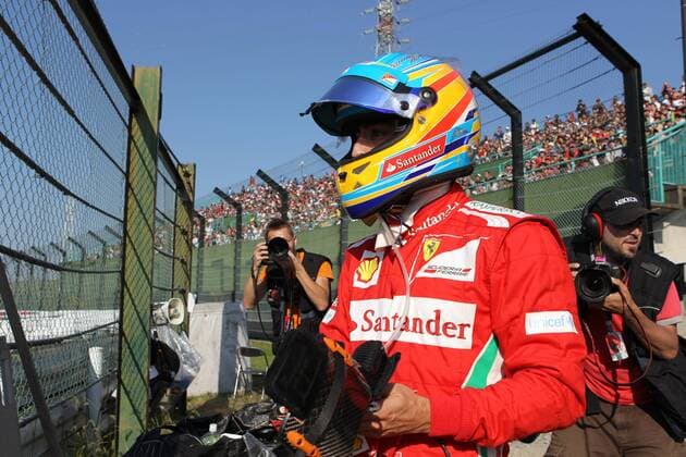 07.10.2012- Race, Fernando Alonso (ESP) Scuderia Ferrari F2012 retires from the race Japanese Grand Prix, Suzuka 4 - 7 October 2012 
