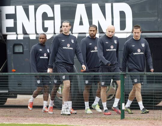 England s players come out to train during training..England Training - London Colney- 11 10 12 - Picture David Klein Sportimage EDITORIAL USE ONLY. No use with unauthorised audio, video, data, fixture lists, club league logos or live services. Online in-match use limited to 120 images, no video emulation. No use in betting, games or single club league player publications.