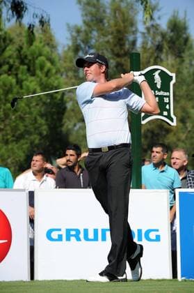 ANTALYA, Oct. 11, 2012 -- Webb Simpson of the United States tees off in his match during the third round of the Turkish Airlines World Golf Final at Antalya Golf Club in Antalya, Turkey, on October 11, 2012. 