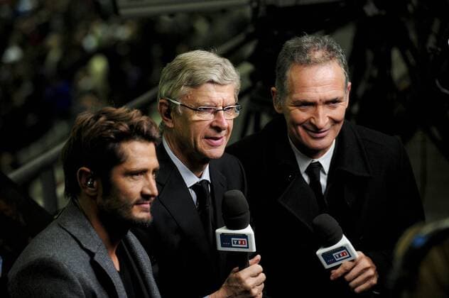 Bixente Lizarazu - Arsene Wenger et Christian Jeanpierre - commentateurs TF1 FOOTBALL : France vs Japon - match amical - 12 10 2012 JBAutissier Panoramic 