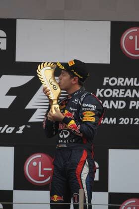 14.10.2012- Race, Sebastian Vettel (GER) Red Bull Racing RB8 race winner 