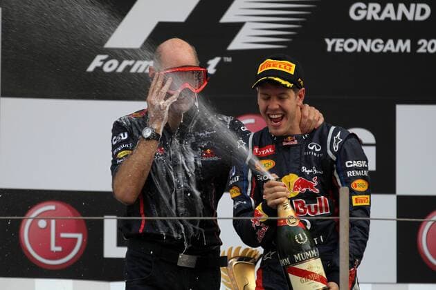 Formel 1, Sebastian Vettel - alle 50 Siege 14.10.2012- Race, Adrian Newey (GBR), Red Bull Racing , Technical Operations Director and Sebastian Vettel (GER) Red Bull Racing RB8 race winner 