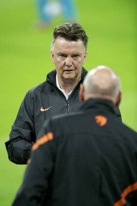 (L-R) coach Louis van Gaal of Holland, press officer Kees Jansma of Holland Netherlands Training Session 2012 2013 xVIxMAURICExVANxSTEENxIVx 1193152