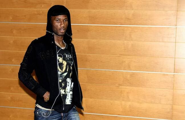 SHANGHAI, CHINA - OCTOBER 19: (CHINA OUT) Didier Drogba of Shanghai Shenhua arrives at airport on October 19, 2012 in Shanghai, China. Last month, Didier Drogba didnt receive his full wage.  CFP432796789 