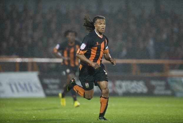 19.10.2012 Barnet, England. Edgar Davids makes his debut as captain during the League Two game between Barnet and Northampton Town from the Underhill Stadium. xSimonxGillx  ActionPlus11339051