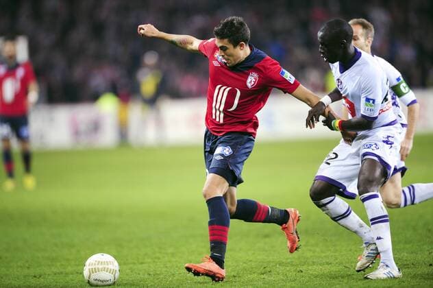 Dorian Klonaridis (Lille) vs Cheik Mbengue (Toulouse) -- OSC Lille (LOSC) vs FC Toulouse - Coupe de la Ligue - 30 10 2012 xJBAutissierx 