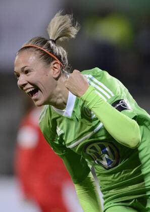 Zsanett Jakabfi (WOB), Jubel, VfL Wolfsburg (WOB) - Röa IL (R), Fußball, UEFA Women - Champions League, Saison 2012 2013, Wolfsburg, 01.11.2012,