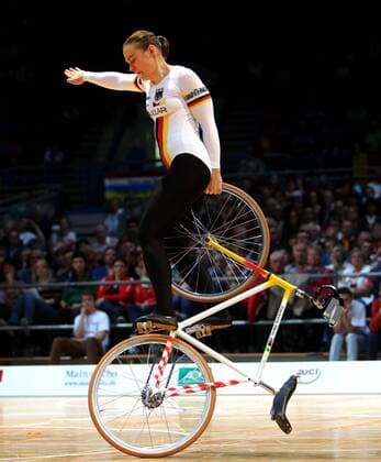 Aschaffenburg Kunstradfahren UCI Hallenradsport-Weltmeisterschaften 2012, Weltmeisterin Corinna Hein (GER)
