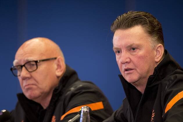 (L-R) Kees Jansma, coach Louis van Gaal of Holland Training Dutch Team National team 2012 2013 xVIxLaurensxLindhoutxIVx 1244756