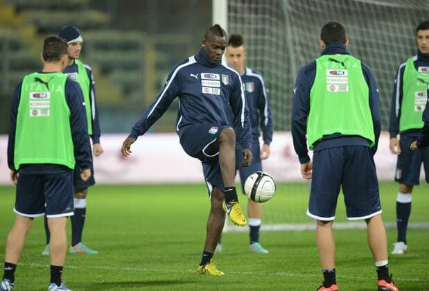 Mario BALOTELLI (ita) FOOTBALL : conference de presse et entrainement France vs Italie - 13 11 2012 AnthonyBIBARD FEP Panoramic 