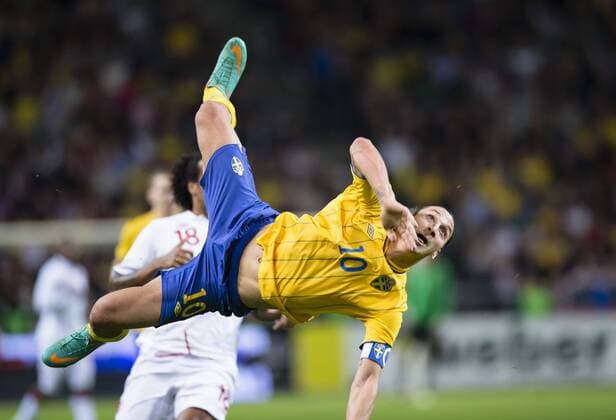 14.11.2012, Friends Arena, Solna, SWE, Testspiel, Schweden vs England, im Bild, Sweden 10 Zlatan Ibrahimovic erzielt mit diesem spektakulären Fallrückziehertor das 4:2