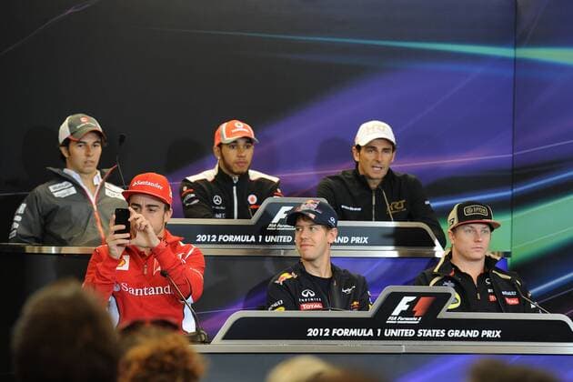 FIA PRESS CONFERENCE WITH FROM LEFT TO RIGHT ON FIRST ROW FERNANDO ALONSO (FILMING WITH HIS SMARTPHONE) - SEBASTIAN VETTEL - KIMI RÄIKKÖNEN ON SECOND ROW - SERGIO PEREZ - LEWIS HAMILTON - PEDRO DE LA ROSA FORMULA 1 - GP of USA - Circuit of the Americas - Austin - 16 11 2012 BernardAsset Panoramic 
