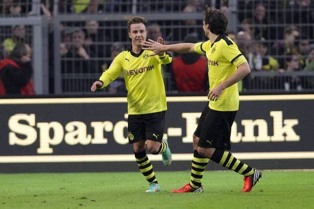 Jubel, Freude Mario GÖTZE (Borussia Dortmund - BVB - 10) und Mats HUMMELS (Borussia Dortmund - BVB - 15) nach 3-1 1. Bundesliga, Herren, Maenner, Saison 2012-2013, Spiel 8, 17.11.2012, Borussia Dortmund -SpVgg Greuther Fürth