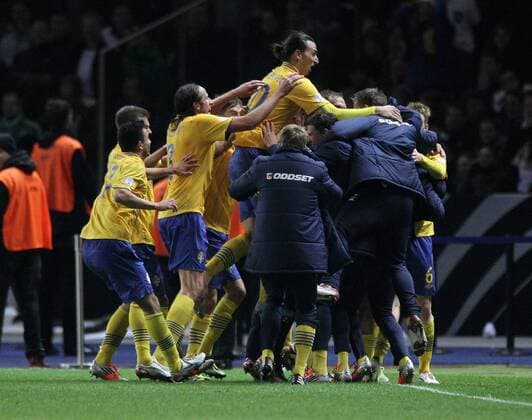 Dienstag, 16.10.2012, in Berlin, Saison 12 13, Nationalmannschaft, Länderspiel, Fussball, WM-Qualifikation, DFB, International Deutschland - Schweden, GER - SWE, 4:4 Jubel, Torjubel, nach dem 4:4 durch Rasmus ELM, SWE DeFodi031