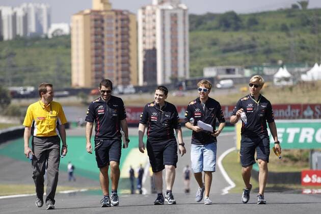 Motorsports: FIA Formula One World Championship 2012, Grand Prix of Brazil, 1 Sebastian Vettel (GER, Red Bull Racing), xHOCHxZWEIx