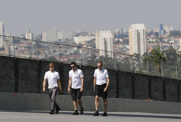 Motorsports: FIA Formula One World Championship 2012, Grand Prix of Brazil, 8 Nico Rosberg (GER, Mercedes AMG Petronas F1 Team), xHOCHxZWEIx