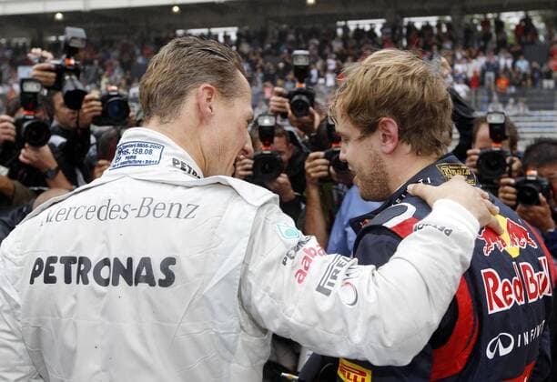 Motorsports: FIA Formula One World Championship 2012, Grand Prix of Brazil, 7 Michael Schumacher (GER, Mercedes AMG Petronas F1 Team), 1 Sebastian Vettel (GER, Red Bull Racing), xHOCHxZWEIx
