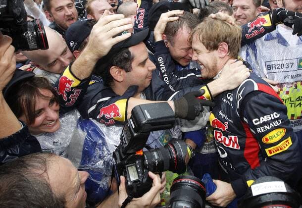 Motorsports: FIA Formula One World Championship 2012, Grand Prix of Brazil, 1 Sebastian Vettel (GER, Red Bull Racing), xHOCHxZWEIx