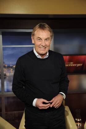 Der Sportmoderator Jörg Wontorra zu Gast in der ARD Talkshow Menschen bei Maischberger am 27.11.2012 in Köln