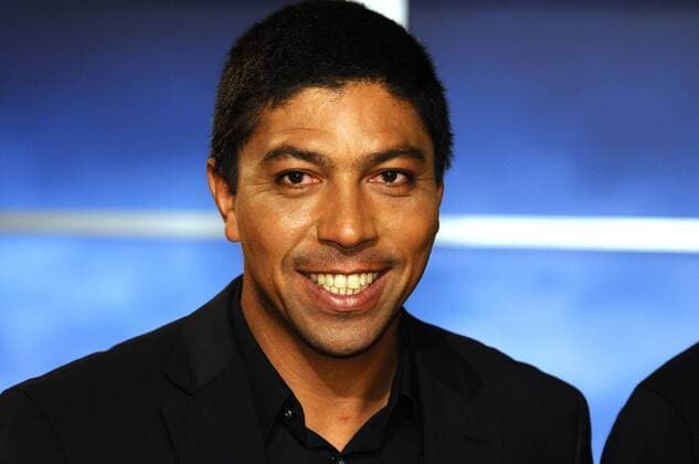 Der Ex-Bundesligaspieler Giovane Elber zu Gast in der ARD Talkshow Menschen bei Maischberger am 27.11.2012 in Köln