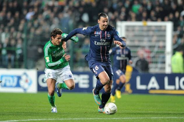 Zlatan Ibrahimovic (PSG) Jeremy Clement (Saint Etienne) FOOTBALL : Saint Etienne vs PSG - Coupe de la Ligue - 27 11 2012 N.LeGouic FEP Panoramic 
