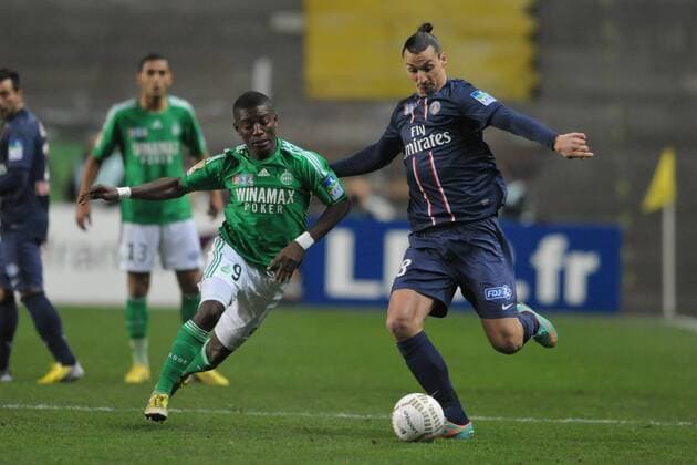 Max Gardel (Saint Etienne) vs Zlatan Ibrahimovic (psg) FOOTBALL : Saint Etienne vs PSG - Coupe de la Ligue - 27 11 2012 FredericChambert Panoramic 