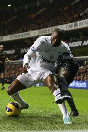 Football - Premier League - Tottenham Hotspur vs Liverpool FC Tottenham s William Gallas and Liverpool s Martin Skrtel at White Hart Lane, London 