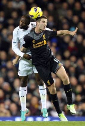 28.11.2012. North London, England. William Gallas of Tottenham Hotspur and Jordan Henderson of Liverpool in action during the Premier League match between Tottenham Hotspur and Liverpool from White Hart Lane, London xKieranxGalvinx  ActionPlus11351946
