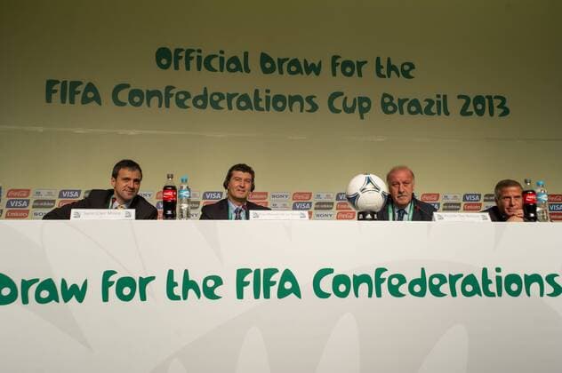 Saint-Clair Milesi, Jose Manuel de La Torre, Vicente Del Bosque und Oscar Tabarez während einer Pressekonferenz zum FIFA Confederation Cup. Sao Paulo SP, Brasilien 30 11 2012. x(725)xMarceloxMachadoxdexMelox x  (13102) Entrevista da Copa das C
