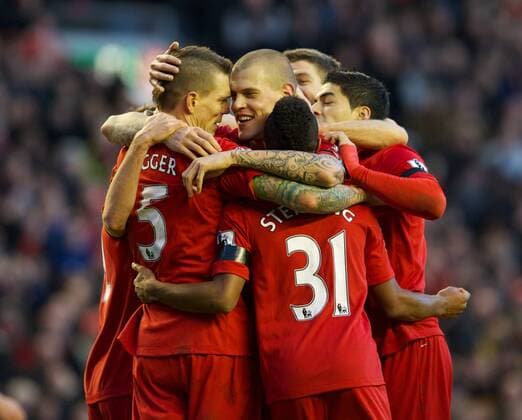 PROPAGANDA20121201 Football - soccer: Barclays Premier League, Liverpool FC - Southampton FC, Liverpool s Daniel Agger celebrates scoring the first goal against Southampton during the Premiership match at Anfield. (Hinweis: Verwendung nur in Deutschland, Österreich oder Schweiz - only Germany, Austria and Switzerland) xHOCHxZWEIx xPropagandax