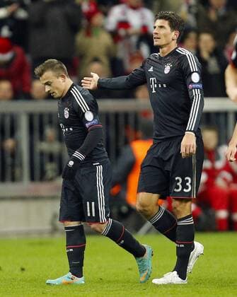 Mario Gomez ( Bayern 33 ) jubelt nach dem Tor zum 1-0 mit Xherdan SHAQIRI, FCB 11 FC BAYERN MÜNCHEN - BATE BORISOV BORISSOW Fussball UEFA Champions League, Gruppenphase, Muenchen, 05.12.2012 CL Saison 2012 2013, FCB, Muenchen, Bor