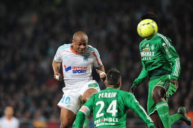 Andre Ayew (Marseille) Kurt Zouma (Saint Etienne) but FOOTBALL: Olympique Marseille (OM) - AS Saint Etienne (ASSE). Ligue 1 - 23 12 2012 N.LeGouic FEP Panoramic 