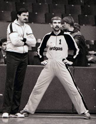 Aus Handball Länderspiel Deutschland - Ungarn am 30.01.1986 in der Stadionsporthalle in Hannover. Im Foto: TW Andreas Thiel 1
