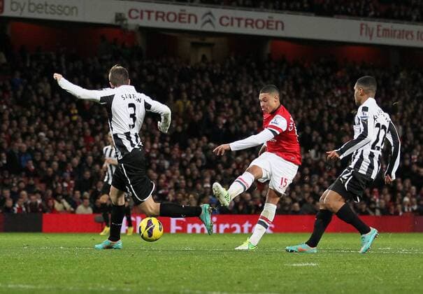 Arsenal s Alex Oxlade-Chamberlain scoring his sides second goal..- Arsenal v Newcastle United - Barclays Premier League - the Emirates Stadium, London- 29 12 12 - Picture David Klein Sportimage EDITORIAL USE ONLY. No use with unauthorised audio, video, data, fixture lists, club league logos or live services. Online in-match use limited to 120 images, no video emulation. No use in betting, games or single club league player publications.