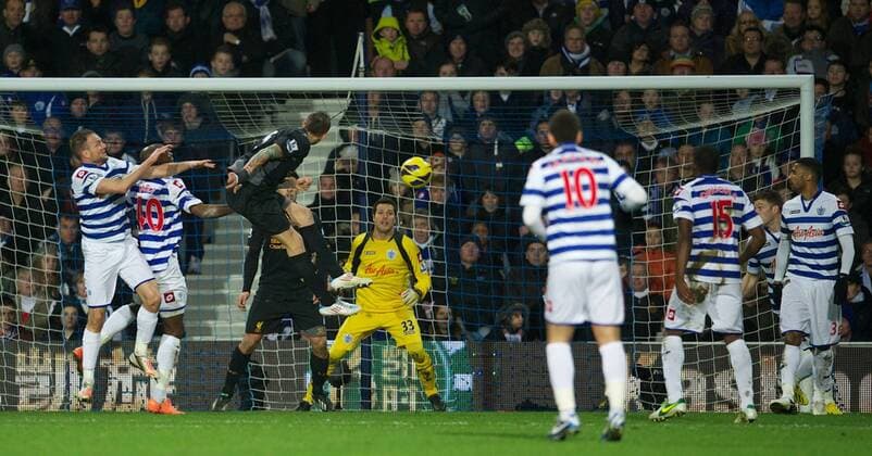PROPAGANDA20121230 Football - soccer: Barclays Premier League, Queens Park Rangers (QPR) FC - Liverpool FC, Liverpool s Daniel Agger scores the third goal against Queens Park Rangers (QPR) during the Premiership match at Loftus Road. (Hinweis: Verwendung nur in Deutschland, Österreich oder Schweiz - only Germany, Austria and Switzerland) xHOCHxZWEIx xPropagandax 