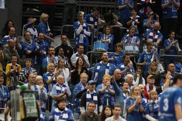 VFL Gummersbach vs. Rhein-Neckar Löwen Handball Bundesliga Fans (VFL) Bild: HerbertxBucco 08.11.2009 Sport