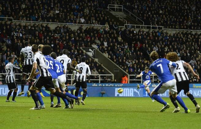 Leighton Baines of Everton (C) scores their first goal - Barclays Premier League - Newcastle United vs Everton - St. James Park - Newcastle - 02 01 13 - Picture Richard Lee Sportimage EDITORIAL USE ONLY. No use with unauthorised audio, video, data, fixture lists, club league logos or live services. Online in-match use limited to 120 images, no video emulation. No use in betting, games or single club league player publications.