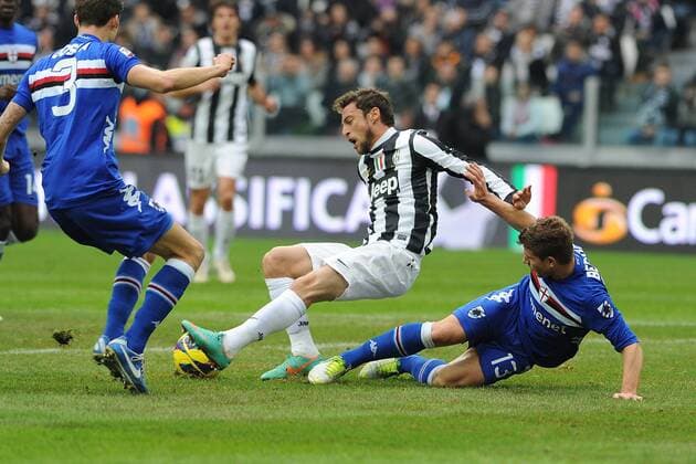 IPP20130106 Football - soccer: Serie A, Juventus Turin vs. Sampdoria Genua - Gaetano Berardi commette il fallo di rigre ai danni di claudio marchisio - xHOCHxZWEIx xItalyxPhotoxPressx 