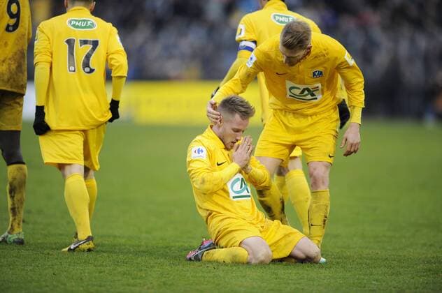 VALENTIN FOCKI (EPINAL) FOOTBALL : Epinal vs Lyon- Coupe de France - 2012 2013 - 06 01 2013 - G.Ramon PanoramiC 