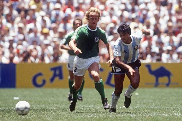 HECTOR ENRIQUE (ARG, re.), ANDREAS BREHME (GER)