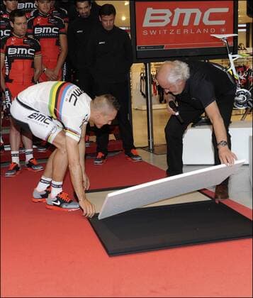 Philippe Gilbert - John Lelangue - Cadel Evans - Andy Rihs CYCLISME : BMC Switzerland - Presentation - Nazareth - 13 01 2013 PhotoXnews 