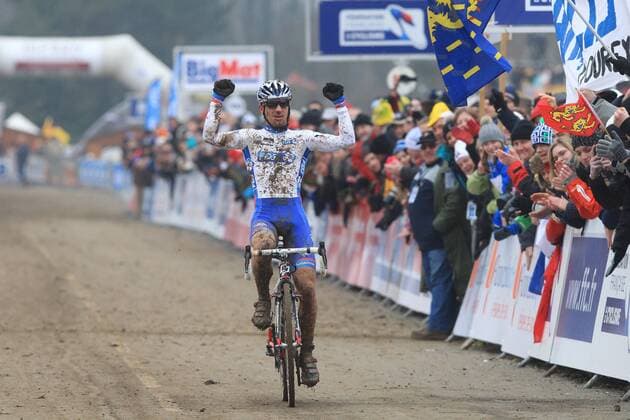 Francis Mourey CYCLISME : Championnat de France de Cyclo Cross Hommes - Nommay - 13 01 2013 PatrickPichon Panoramic 