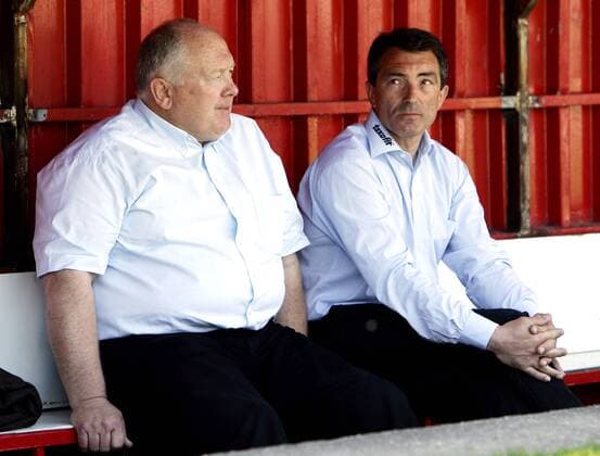 15.04.2007, 2.BL, Kickers Offenbach - Wacker Burghausen v.l. Kurt Gaugler (Manager Wacker), Alfred Arbinger (Trainer Wacker)