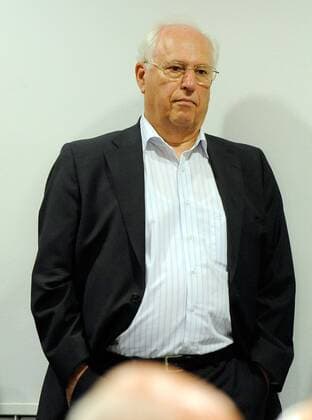 21.05.2009, Eintracht Frankfurt Pressekonferenz, Rücktritt Trainer Friedhelm Funkel v.l. Vorstand Klaus Lötzbeier