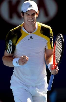 Andy Murray of Great Britain celebrates during his third round men s singles match on the sixth day of 2013 Australian Open tennis tournament in Melbourne, Australia, Jan. 19, 2013. (Xinhua Chen Xiaowei) AUSTRALIA-MELBOURNE-TENNIS-MEN S SINGLES 