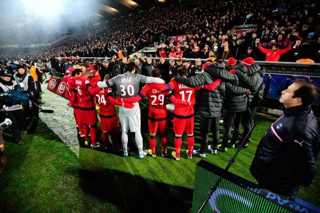 Hommage du PSG FOOTBALL : Girondins Bordeaux vs Paris St. Germain PSG - Match de Ligue1 - 20 01 2013 ThierryBreton Panoramic 