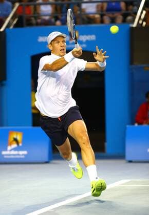 Australian Open 2013, Melbourne Park,ITF Grand Slam Tennis Tournament ,Tomas Berdych (CZE), Aktion,Einzelbild,Ganzkoerper,Hochformat,