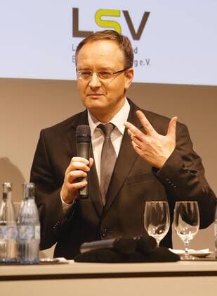 Stuttgart, GER, Verleihung Trainerpreis Baden-Württemberg 2012 , Andreas Stoch ( Minister für Kultus , Jugend und Baden-Württemberg )